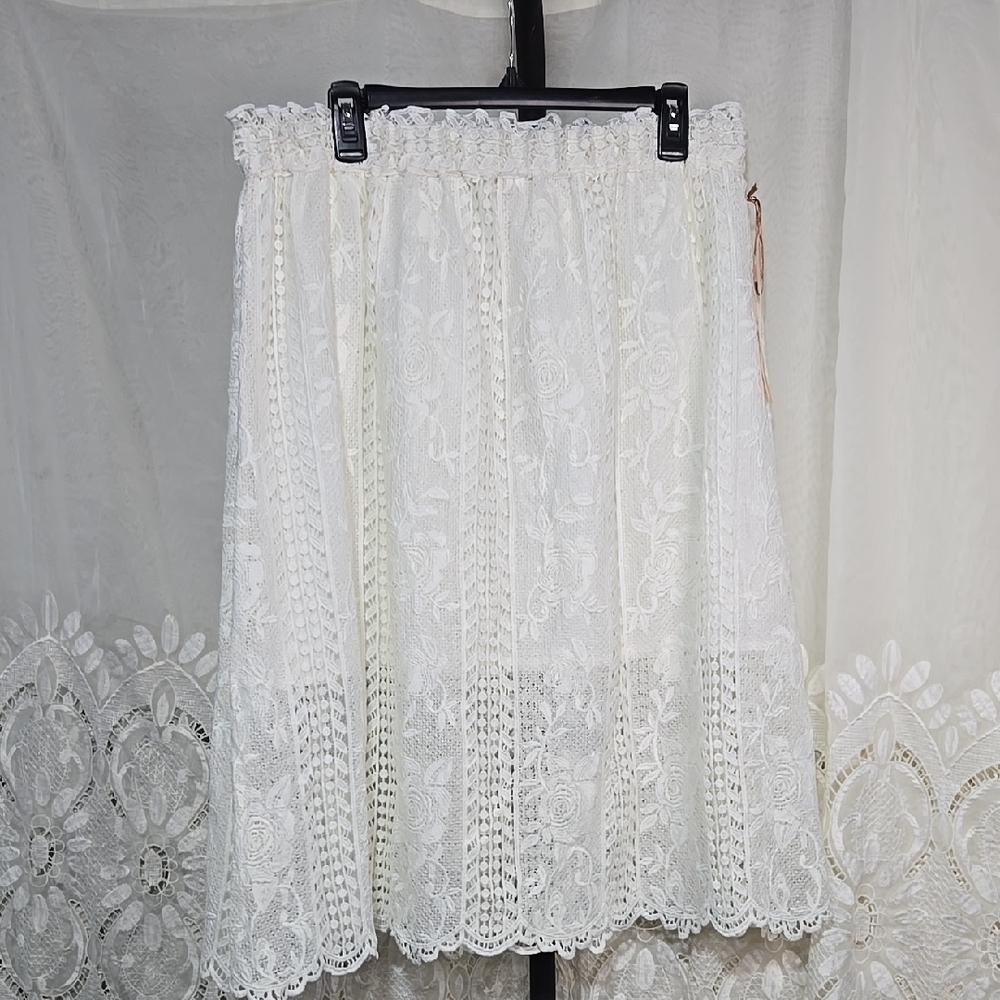 Gibson Latimer Lace Skirt NWT Sz Large